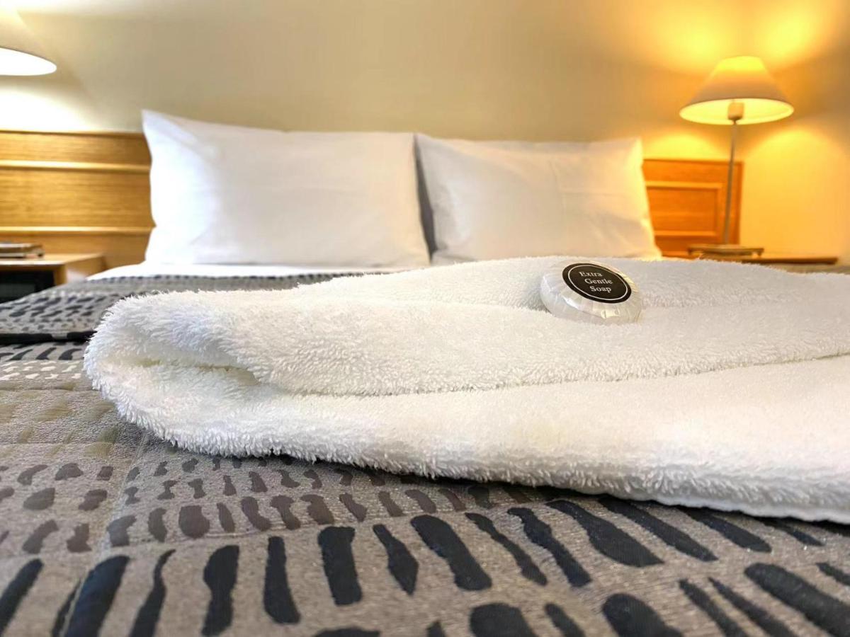 Gateway Motor Inn Narrandera Kültér fotó