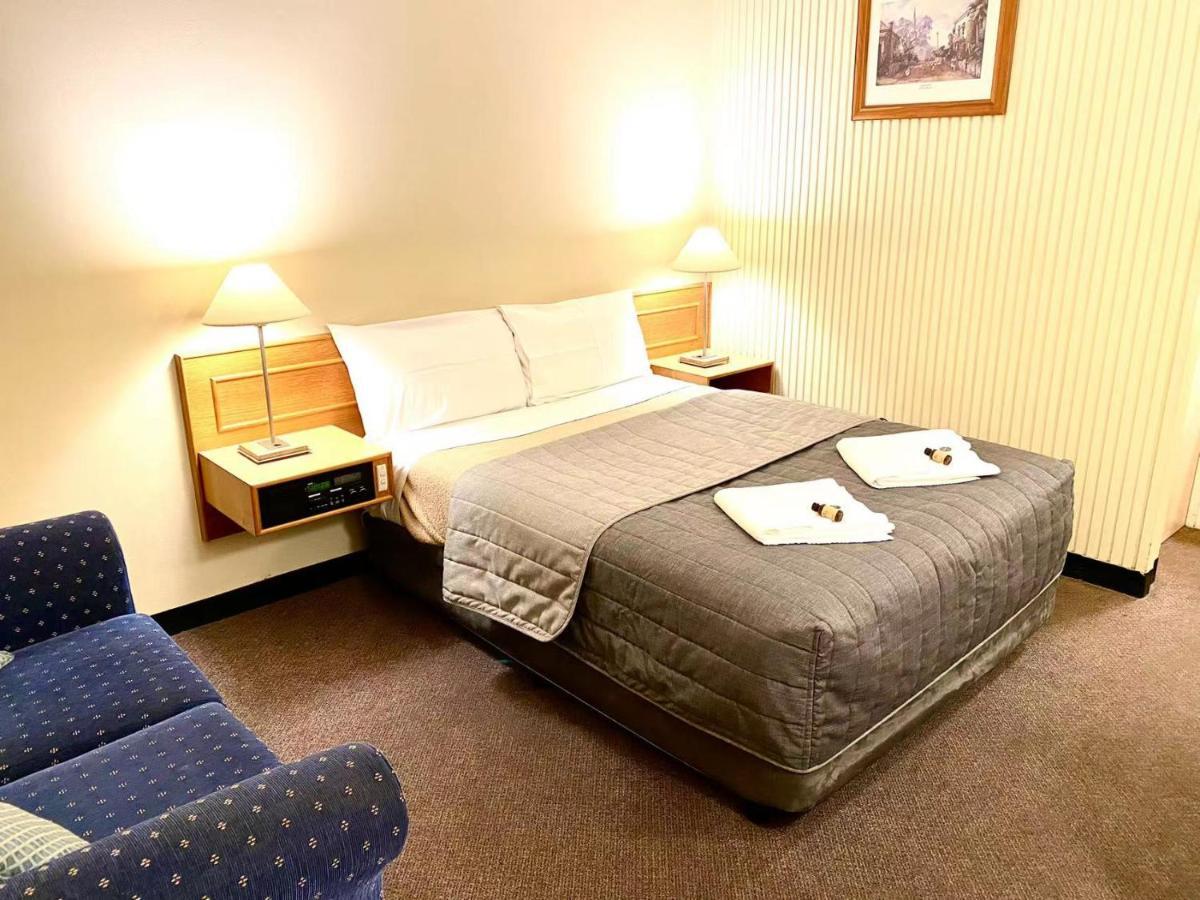Gateway Motor Inn Narrandera Kültér fotó