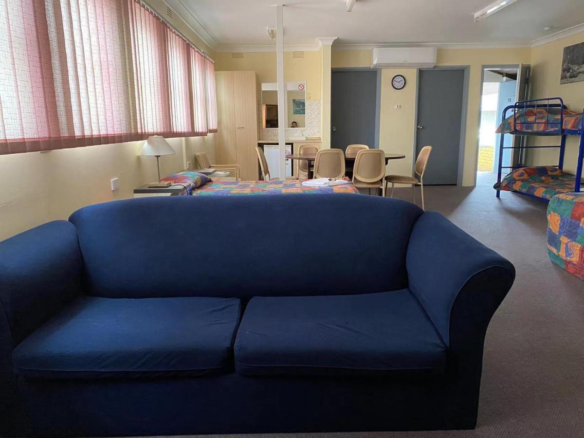 Gateway Motor Inn Narrandera Kültér fotó