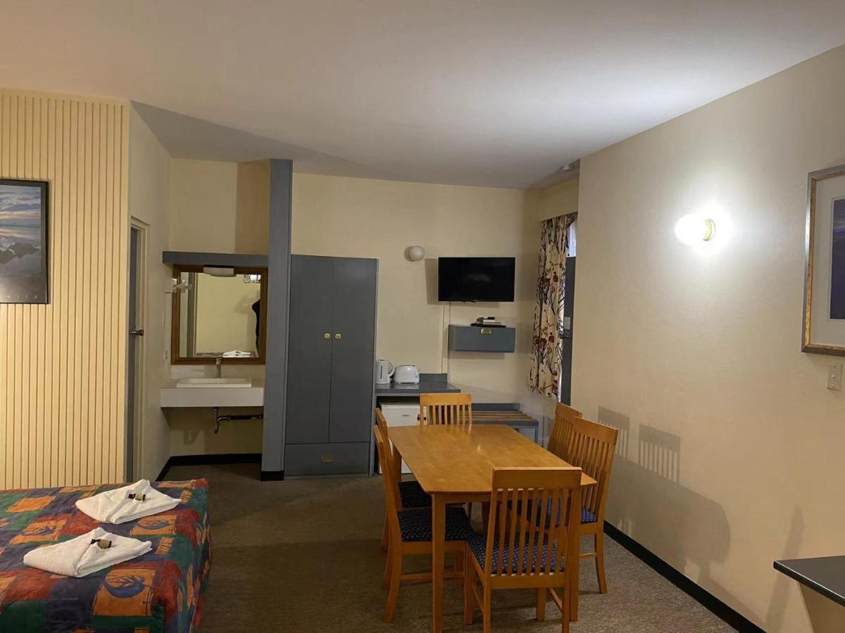 Gateway Motor Inn Narrandera Kültér fotó