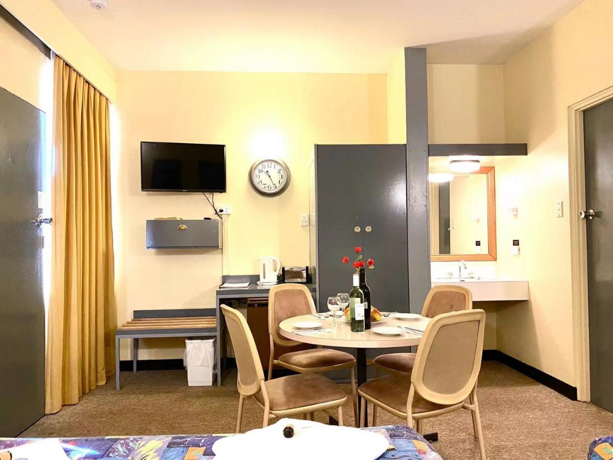 Gateway Motor Inn Narrandera Kültér fotó