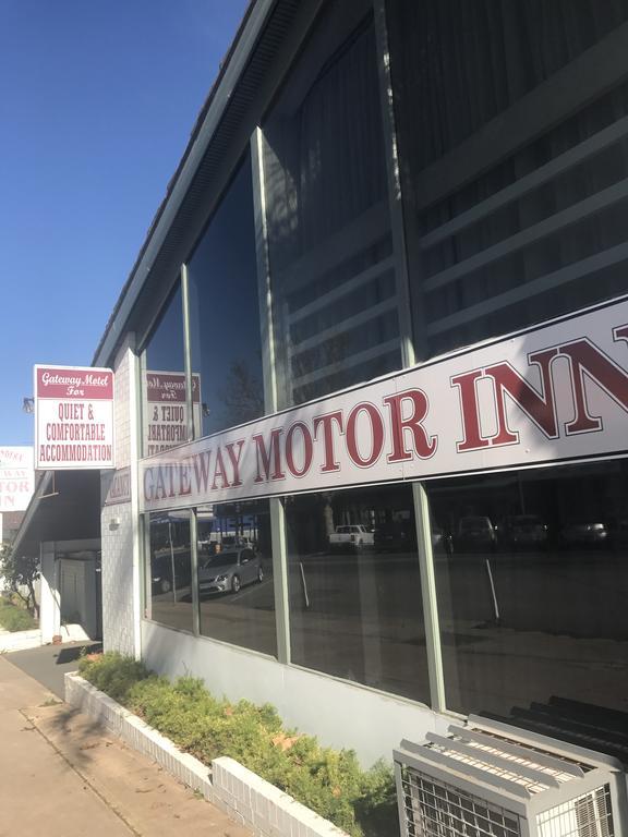 Gateway Motor Inn Narrandera Kültér fotó
